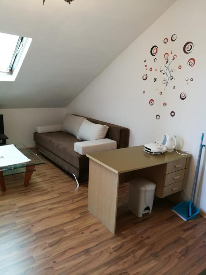 Ivanka Apartments Vrboska Ngoại thất bức ảnh