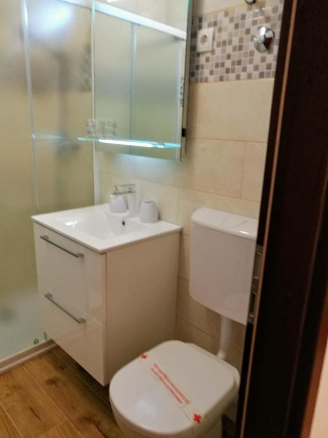 Ivanka Apartments Vrboska Ngoại thất bức ảnh