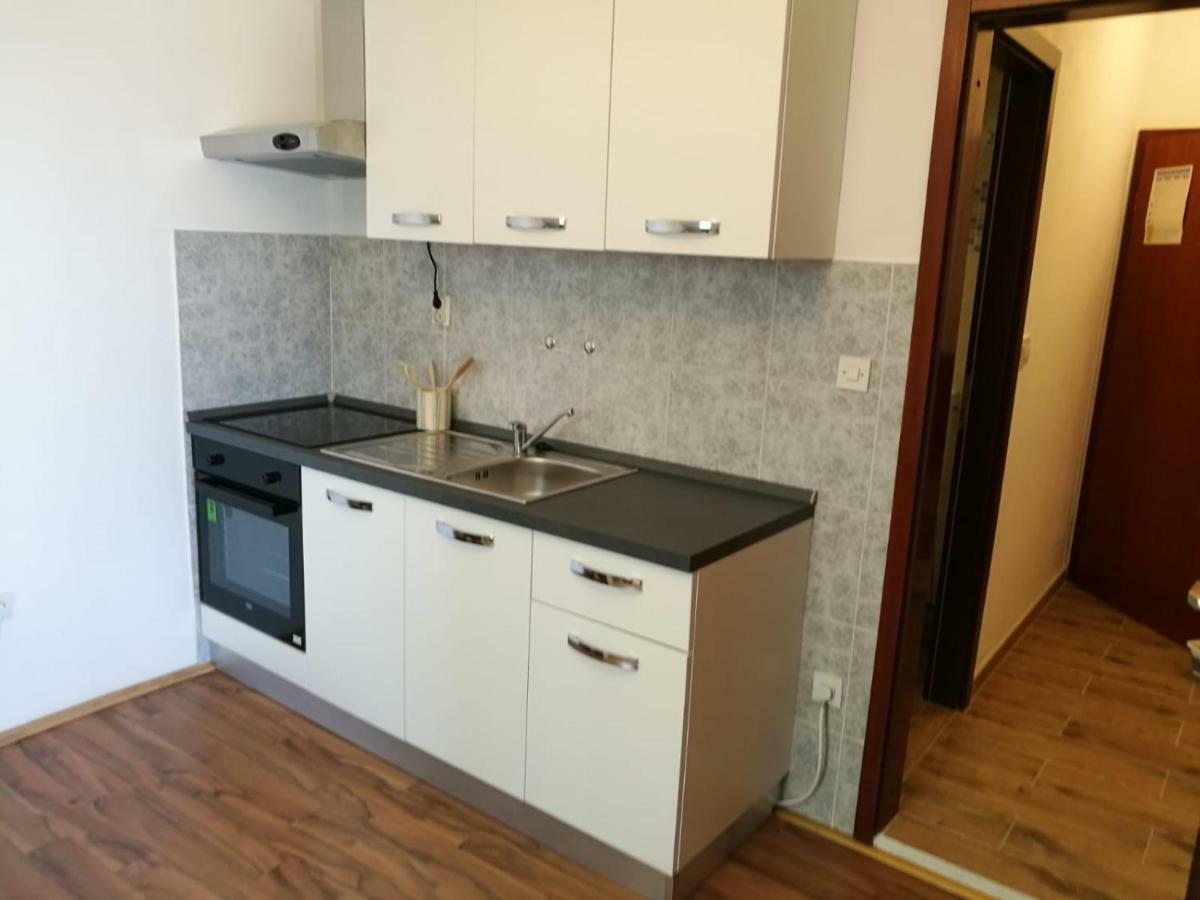 Ivanka Apartments Vrboska Ngoại thất bức ảnh